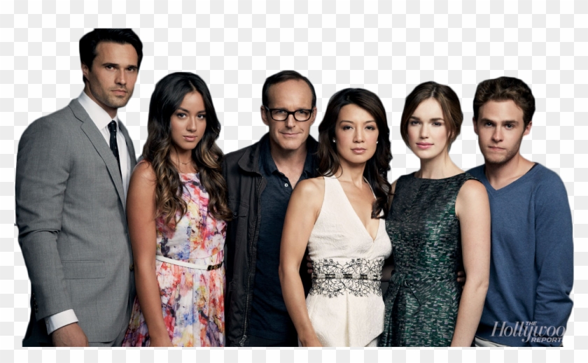Chloe Bennet Gp N Megtalálod A Legfrissebb Híreket - Marvel Agents Of Shield Fitz And Simmons Clipart