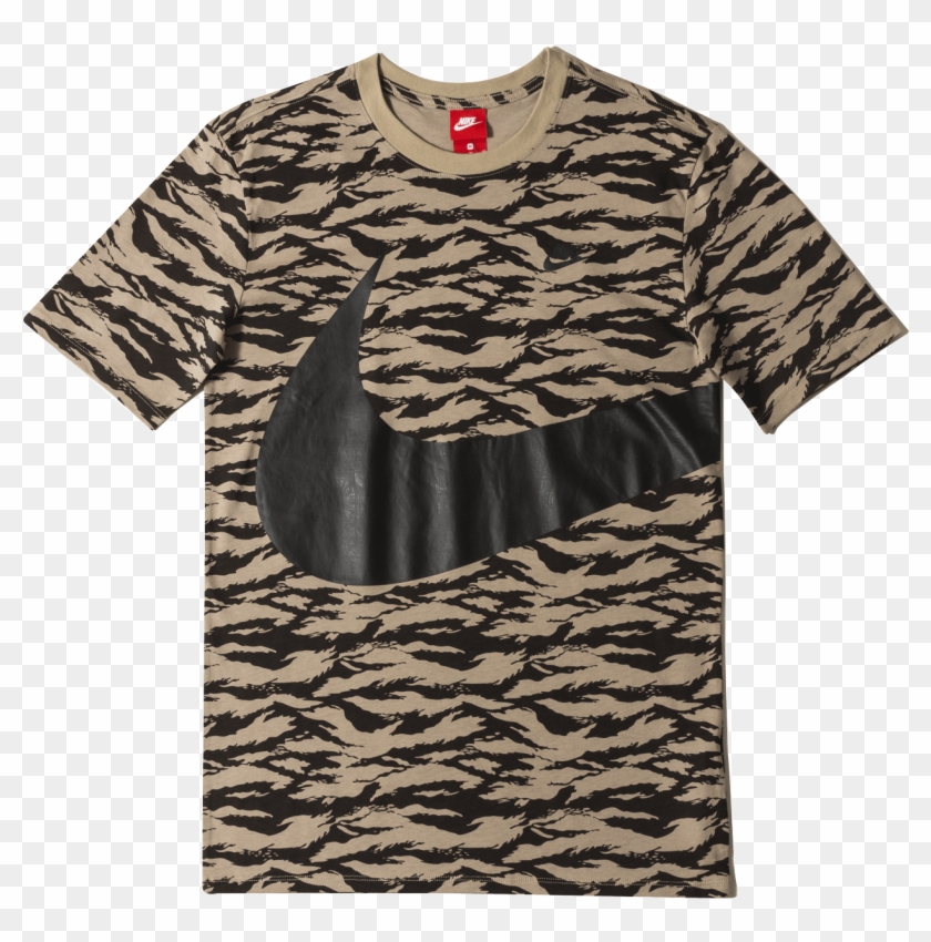 Nsw Aop Vw Swoosh Ss Tee - Active Shirt Clipart