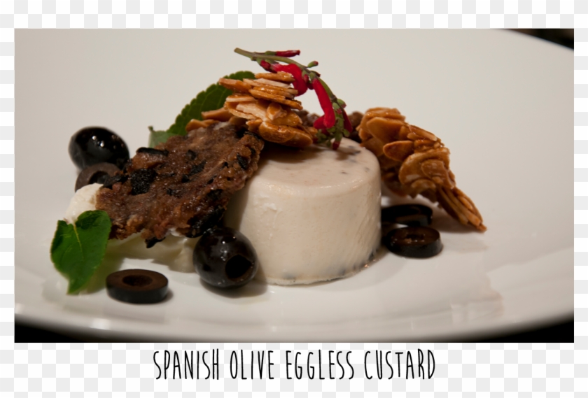 Pour The Soup At The Table As The Dish Is Served - Panna Cotta Clipart #4122046