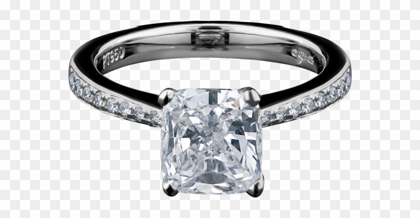 Solitaire With Diamond Set Shoulders - Engagement Ring Clipart