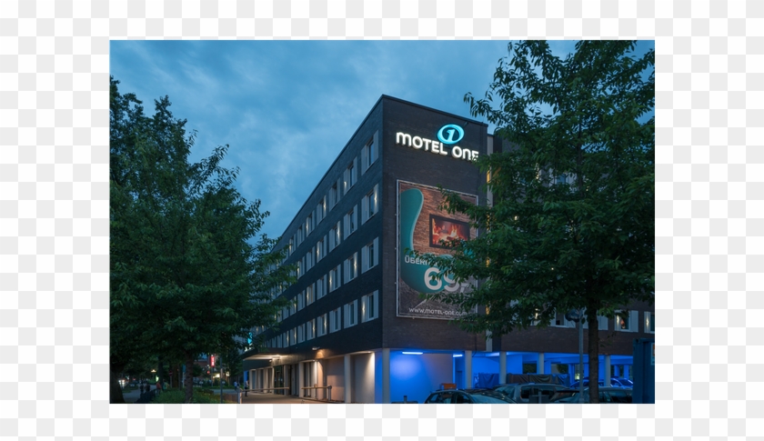 Photo Taken At Motel One Hamburg-airport By Business - Motel One Hamburg Airport Clipart