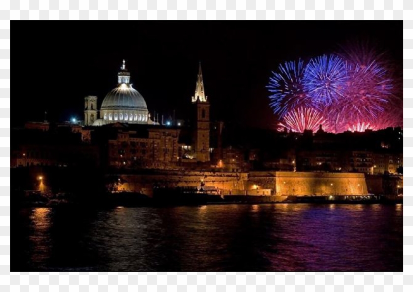 Vila De Fogos De Artificio - Valletta With Fireworks Clipart