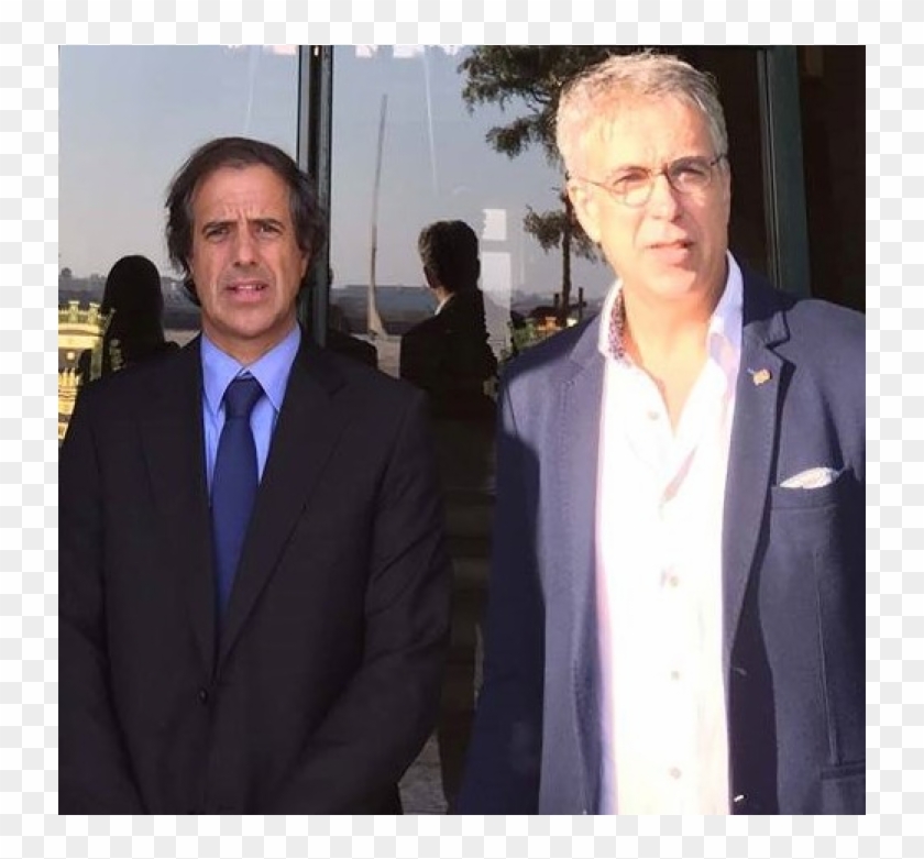 Carlos Tenreiro E Miguel Babo Defendem Que As Tradicionais - Official Clipart