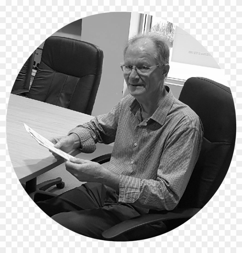 Leith Wohlers Accommodation Team Leader Apollo Bay Clipart #4859017