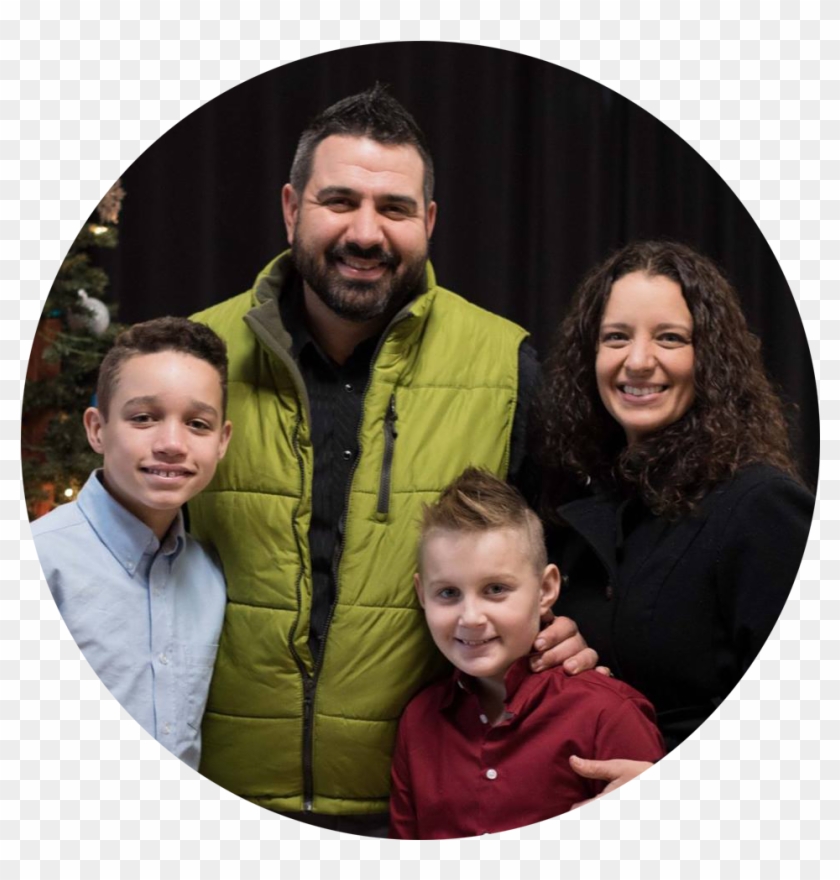 Small Group Leader Nadia Clipart #4875810