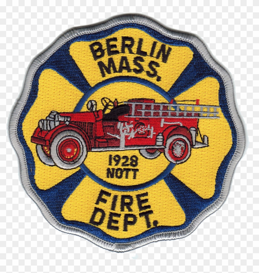 Berlin Police And Fire Departments Remind Families - Emblem Clipart #4926988