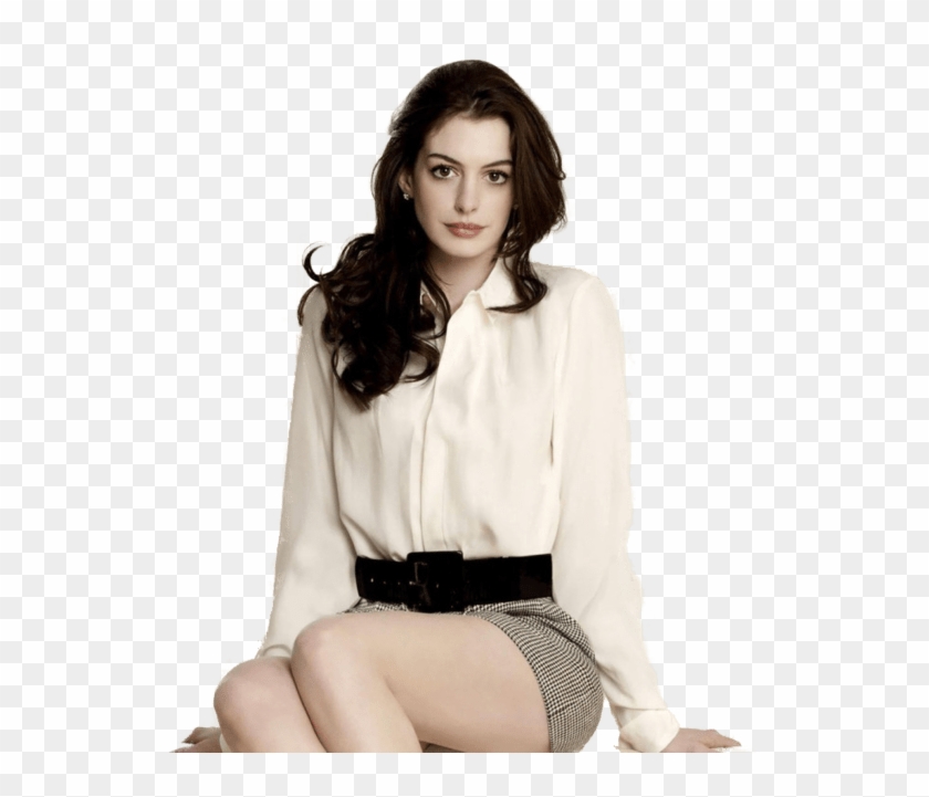 Anne Hathaway Sitting - Anne Hathaway Png Clipart #57050