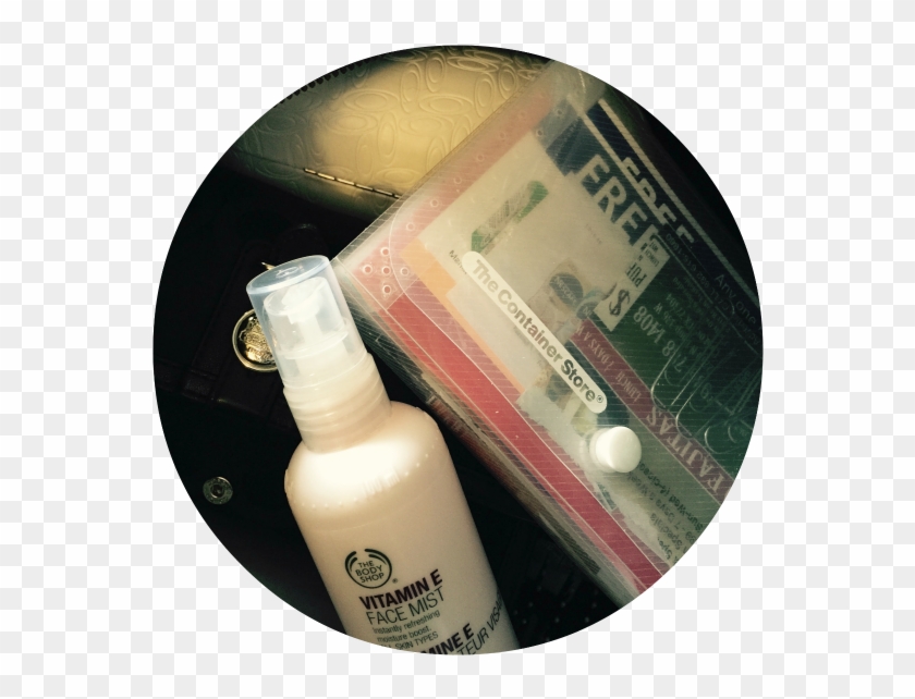 Gone Are The Days Of Coupon Binders And Cutting Coupon - Body Shop Clipart