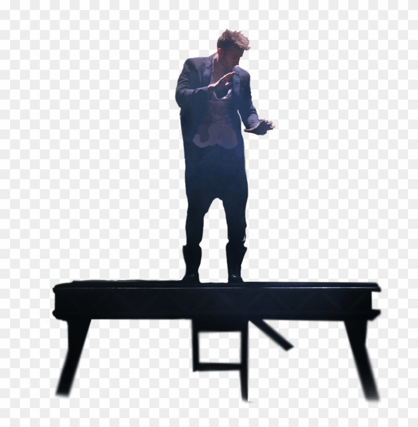 Wiz Khalifa Has His Mind Blown By Elliot Zimet - Table Clipart