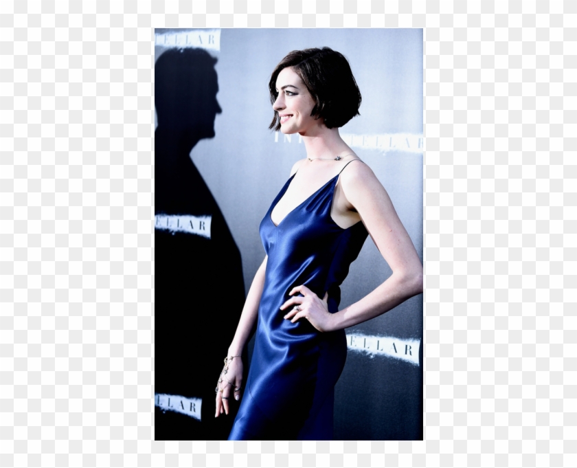 Anne Hathaway Navy V Neck And V Back Evening Dress - Anne Hathaway Neck Clipart #5254506