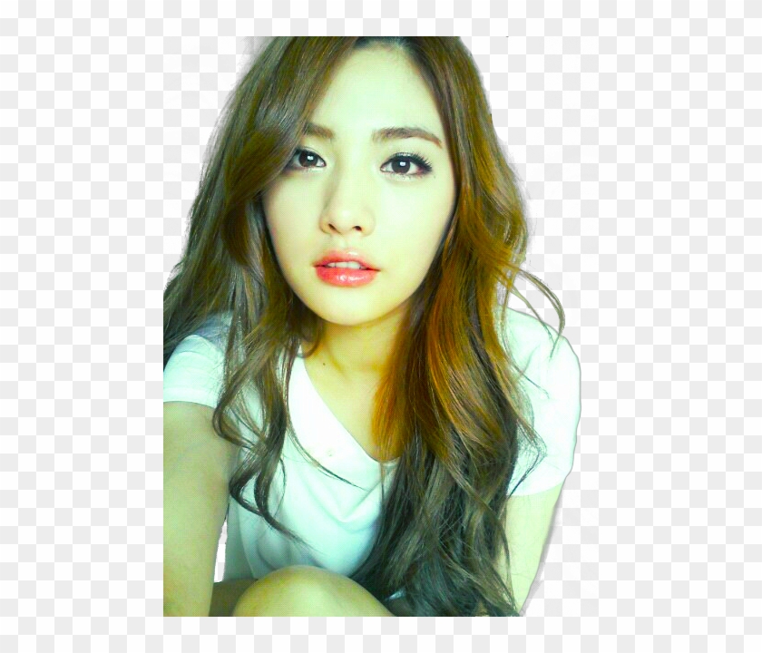 I Tried To Extract Her Using The Channel Method, And - Beautiful Korean Artist Female Clipart