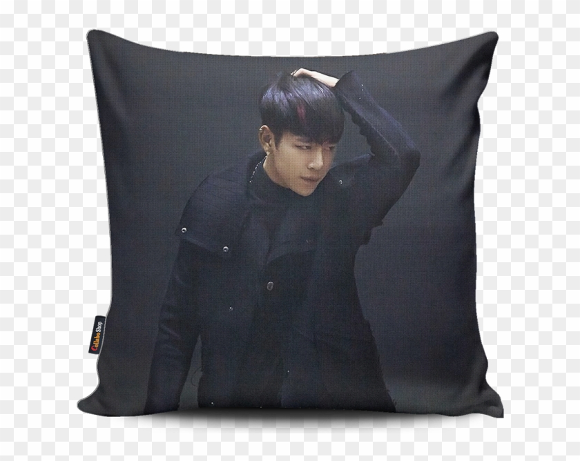 Kevin And Rose Online Kpop Shop - Throw Pillow Clipart #5337204