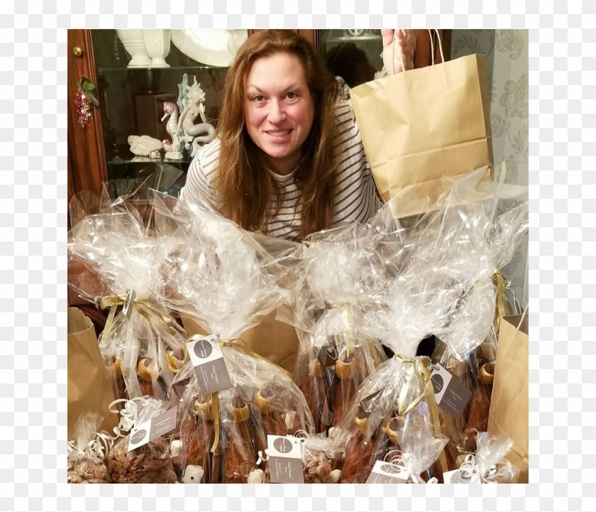 Michele Weiner-merbaum Of Platinum Platters Sells Homemade - Girl Clipart #5378781