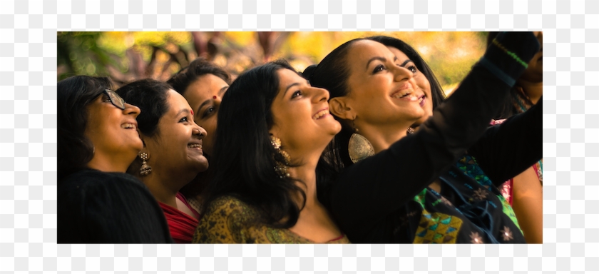 What Are Gurgaonmoms Wearing This Diwali - Friendship Clipart #5402063