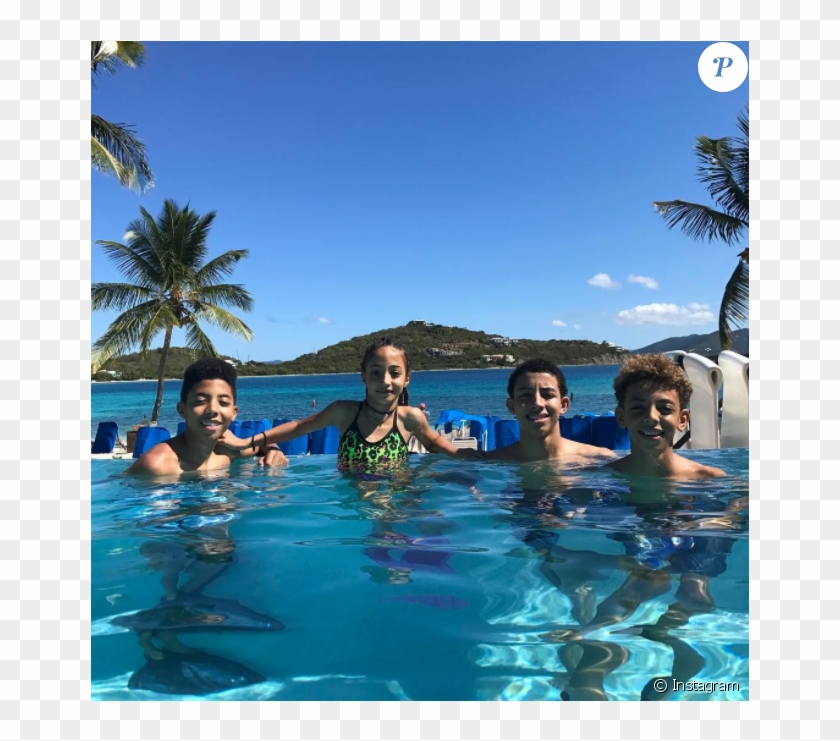 Scottie Pippen Et Sa Femme Larsa Sont Partis En Vacances - Vacation Clipart