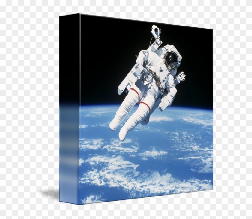 Astronaut Floating In Space - Someone Floating In Space Clipart #551895