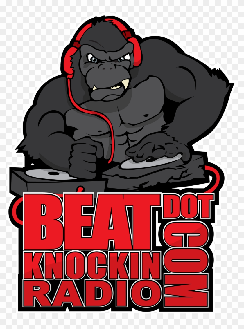 Looking For A Place To Catch The Monday Night Football - Cartoon Clipart