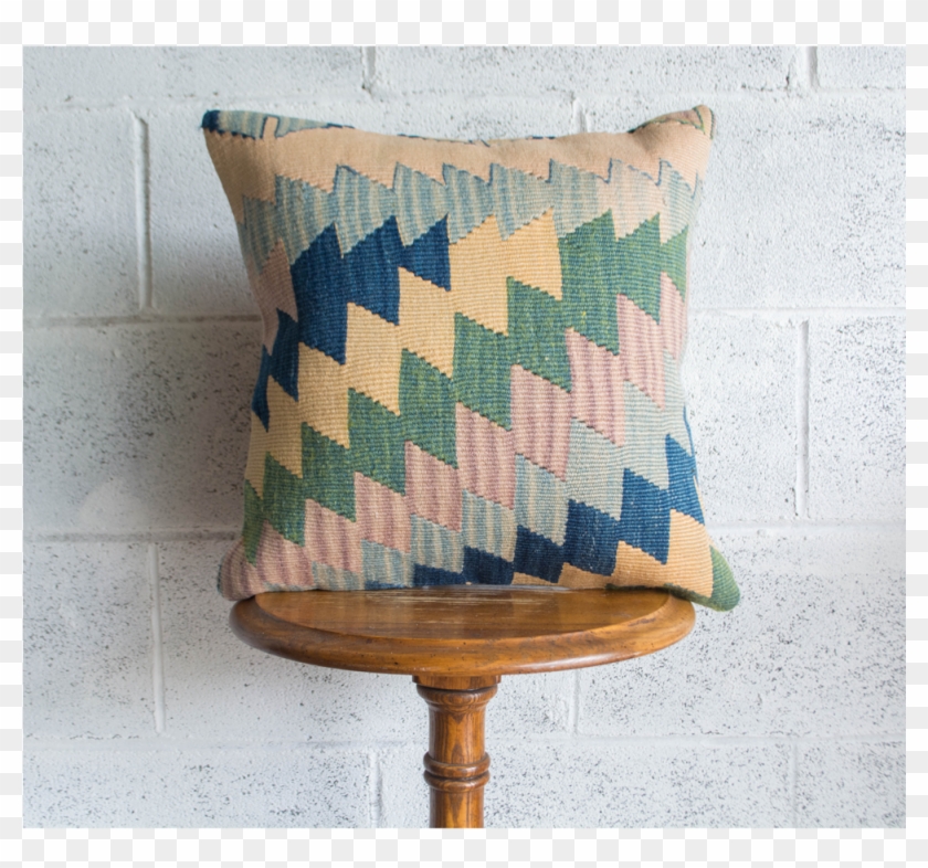 Ela Throw Pillow - Cushion Clipart #5655814