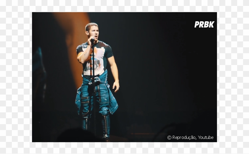 Figurine Clipart #5750036