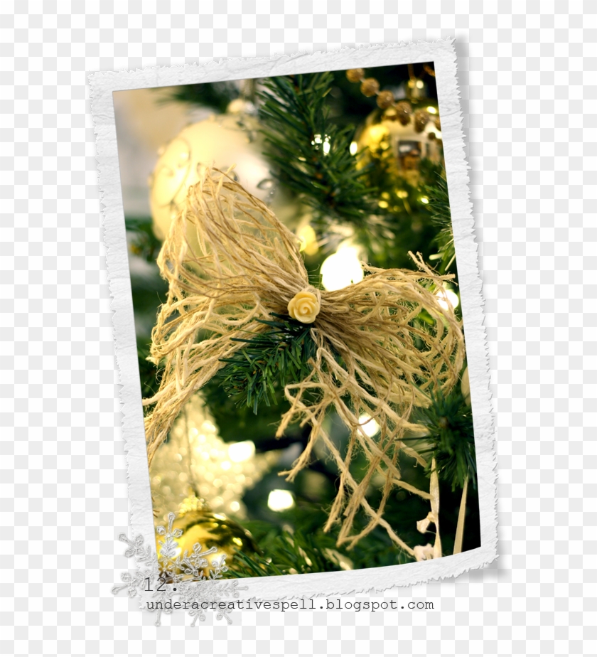 Wide Weave Burlap Mesh, Tie It Into A Bow, Add A Simple - Christmas Ornament Clipart