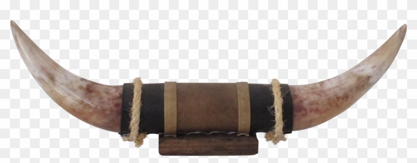 Bull By The Horns Png Pluspng - Scabbard Clipart