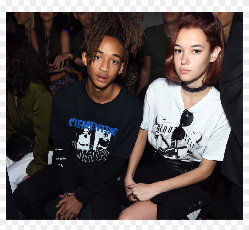 Content - Sarah Snyder Dark Hair Clipart #5818315