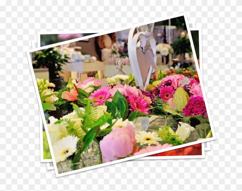 Beautiful Flower Arrangements - Ivanhoe Clipart