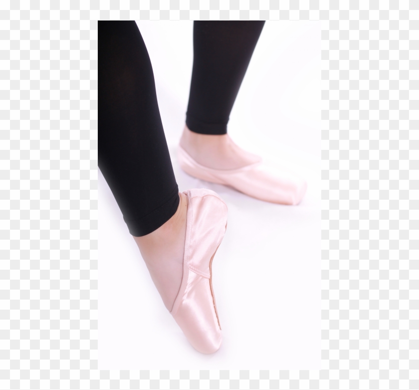 Capezio Studio Pointe Shoes - Ballet Clipart