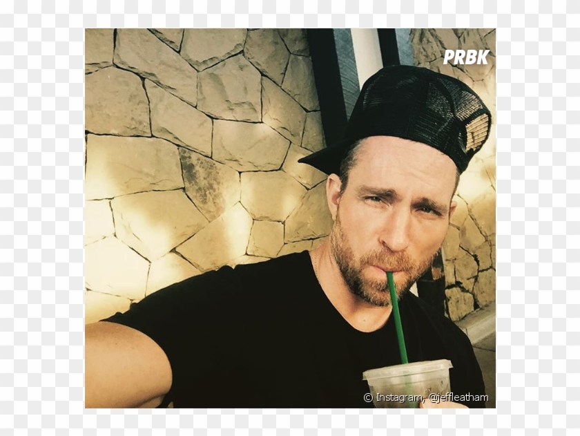 Colton Haynes En Couple - Gentleman Clipart #5934316