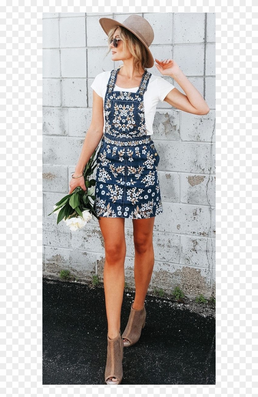 Something As Simple As Putting A Skirt And A Pattern - Vestido Con Botines Punta Abierta Clipart #5938623