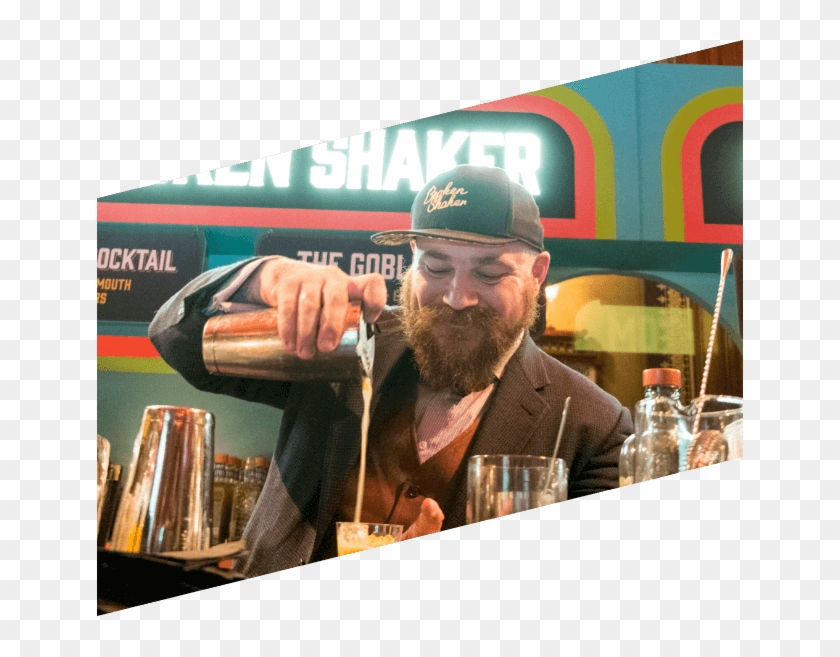 Bringing Comedy From The Screen To Irl - Liqueur Clipart #5941971