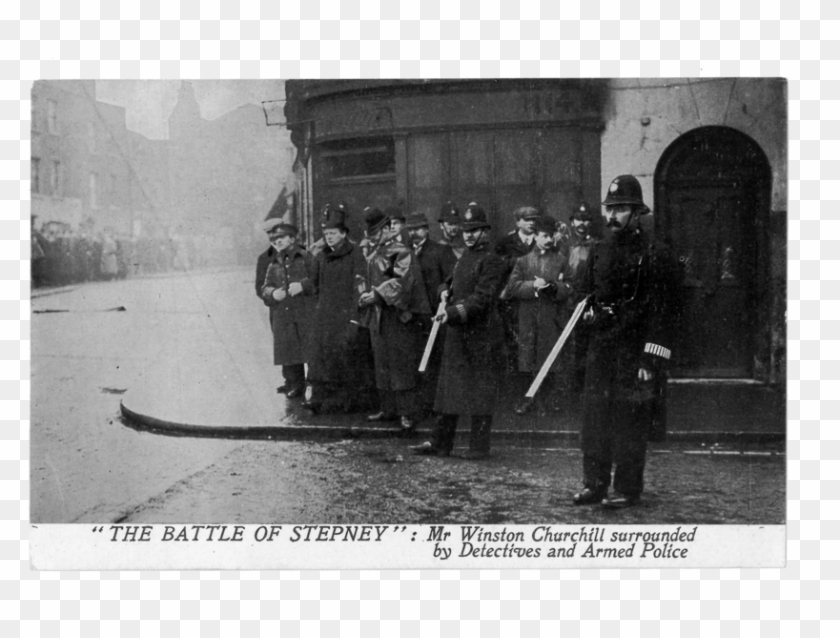 Mr Winston Churchill Surrounded By Detectives And Armed - Siege Of Sidney Street Clipart #6003231