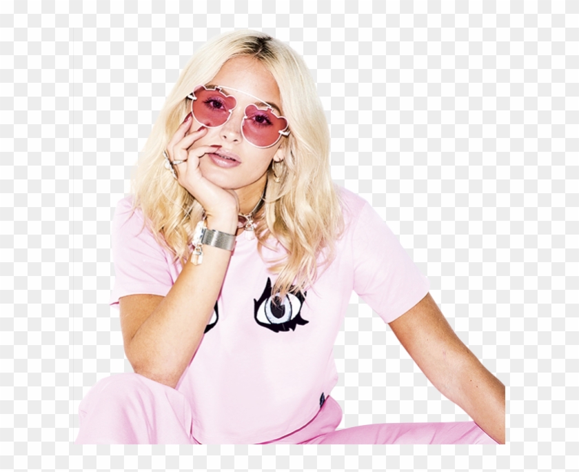 Zara Larsson Shoot Clipart