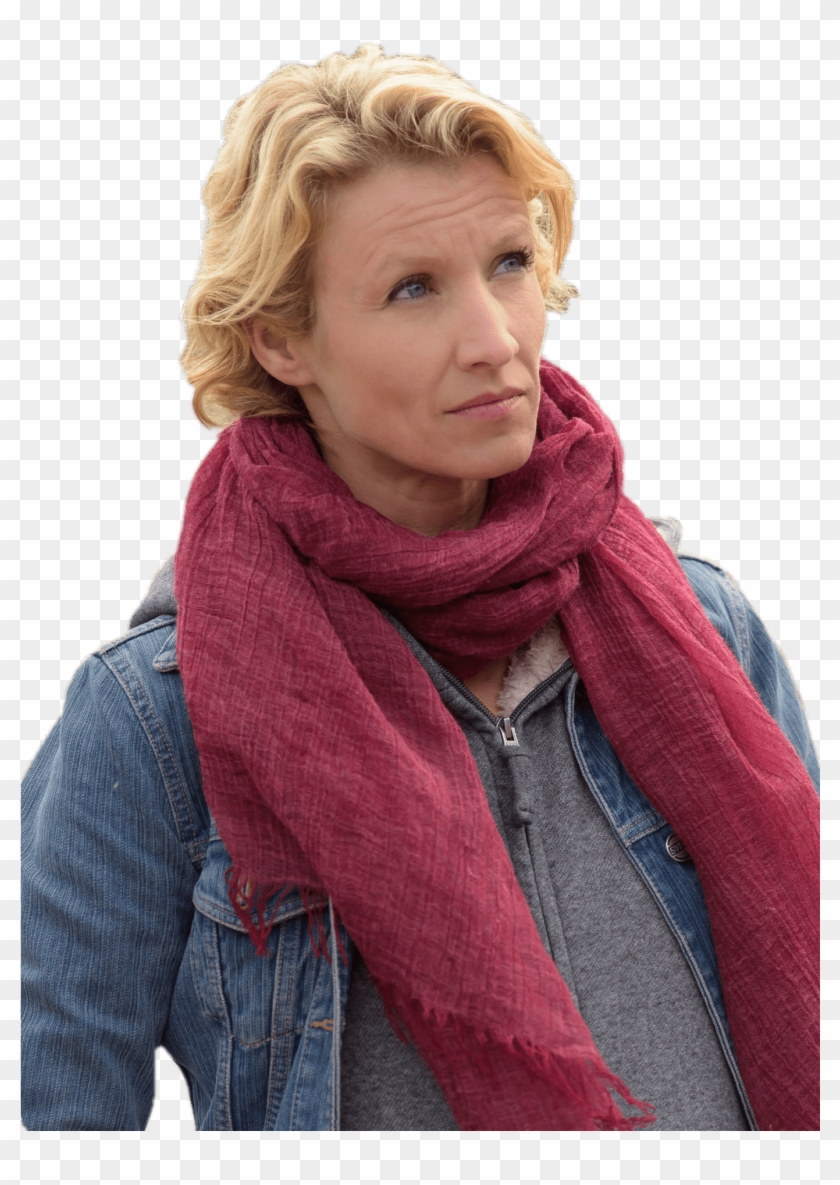 Alexandra Lamy Pink Scarf - Alexandra Lamy Clipart #6034336