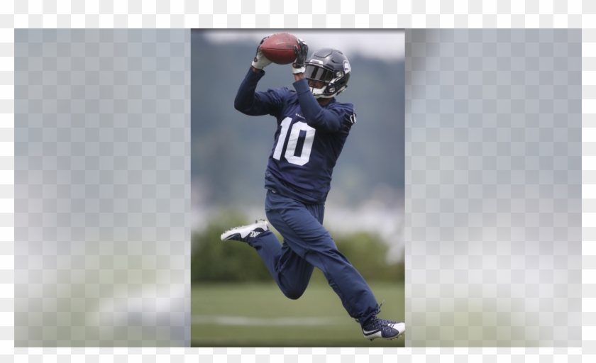 Screen Shot 2016 06 21 At - Football Player Clipart