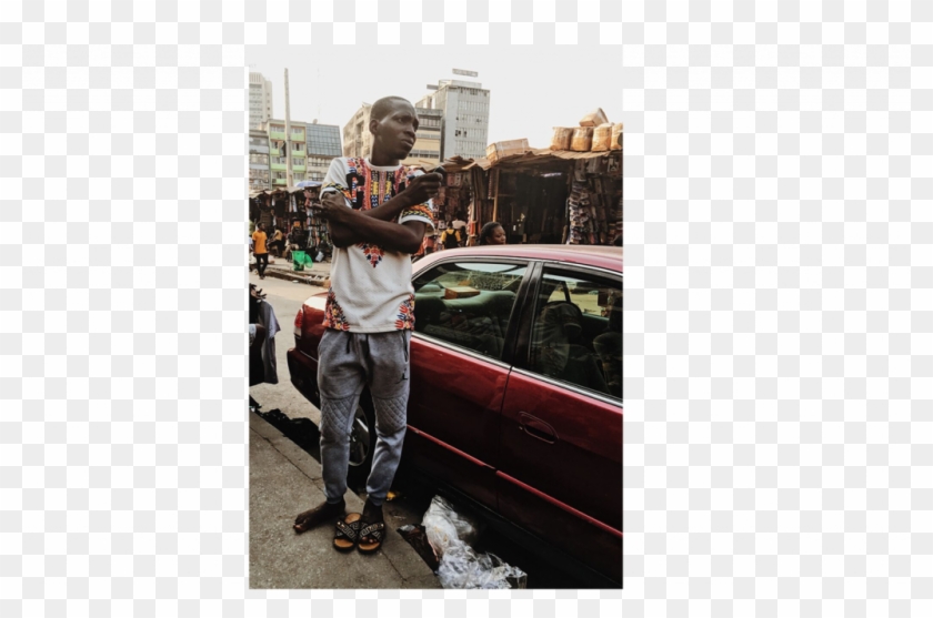 Versage In Balogun Market, January 2017 - Family Car Clipart