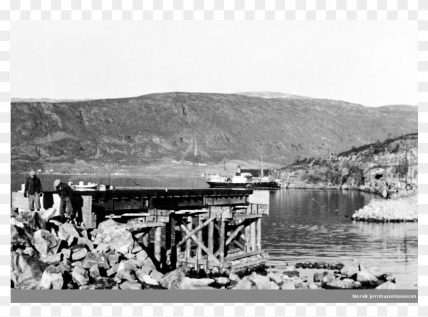 Jernbanebygging Ved Lindset - Monochrome Clipart #81884